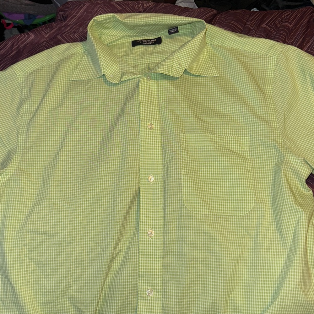 Men’s Collared Shirt - Picture 3 of 4